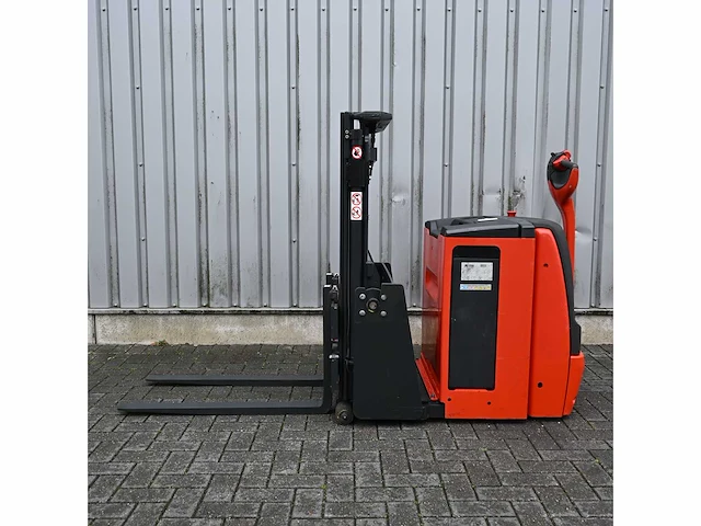 Linde l06ac elektrische vrijdragende stapelaar - afbeelding 9 van  17