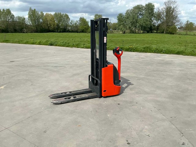 Linde l10 triplex stapelaar - afbeelding 56 van  56