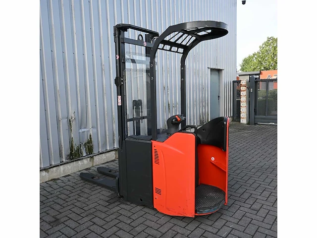 Linde l12sp elektrische stapelaar - afbeelding 7 van  18