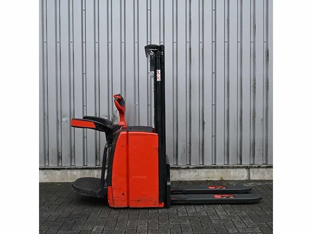 Linde l14 ap elektrische stapelaar - afbeelding 13 van  16