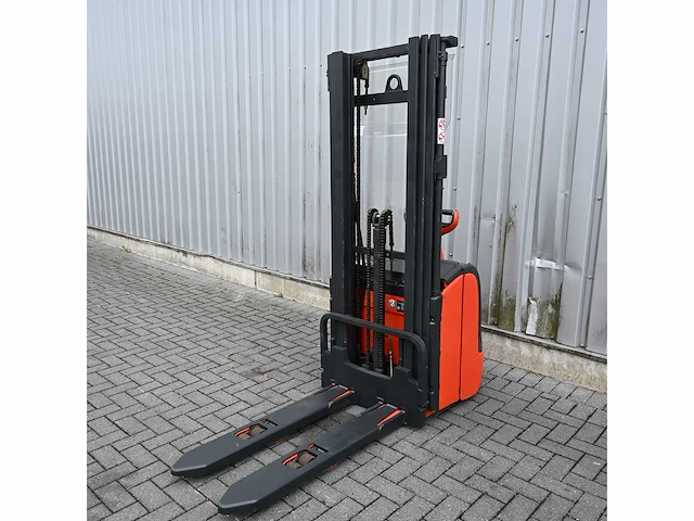 Linde l14 elektrische stapelaar - afbeelding 10 van  18