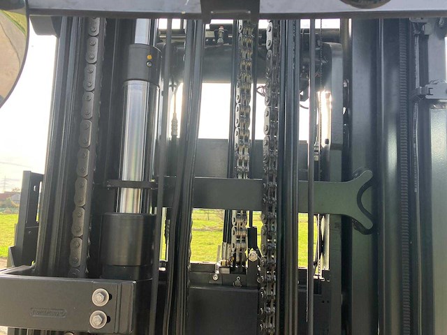 Linde r12n-01 reach vorkheftruck 2018 - afbeelding 2 van  47