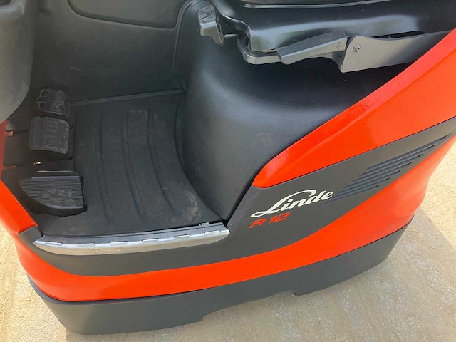 Linde r12n-01 reach vorkheftruck 2018 - afbeelding 26 van  47