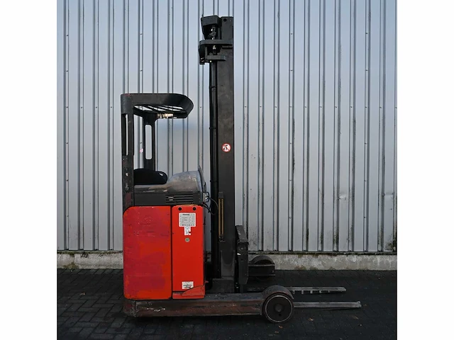Linde r14 elektrische reach truck - afbeelding 12 van  15