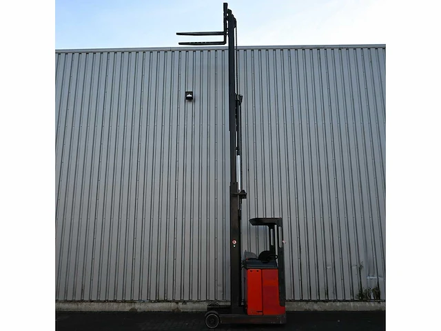 Linde r14 elektrische reach truck - afbeelding 11 van  15