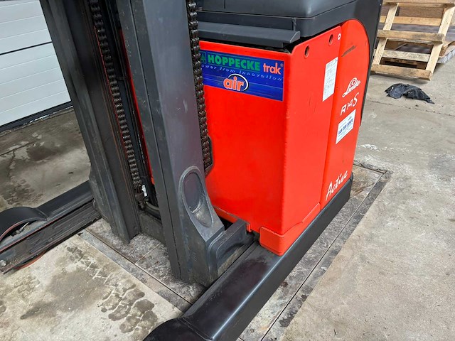 Linde r14s reachtruck (functioneel) - afbeelding 4 van  24