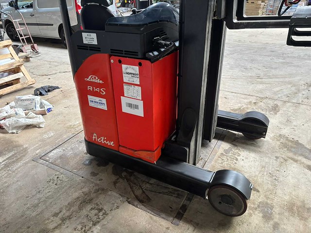 Linde r14s reachtruck (functioneel) - afbeelding 5 van  24