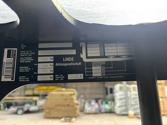 Linde r14s reachtruck (functioneel) - afbeelding 16 van  24