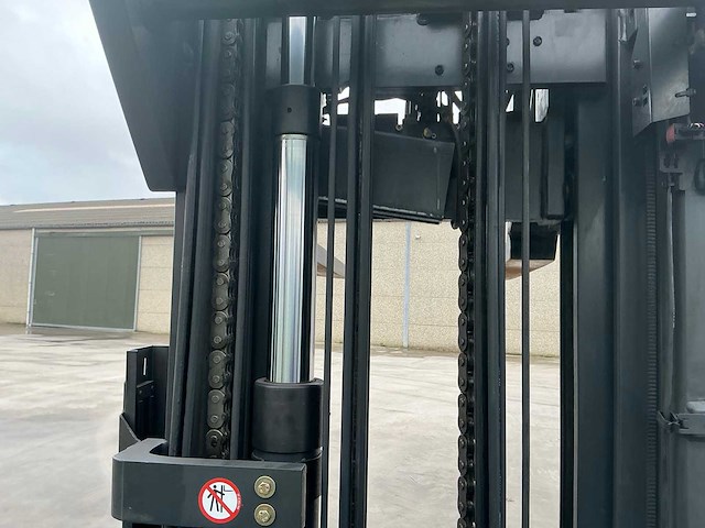 Linde reach truck - afbeelding 3 van  57