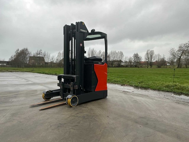 Linde reach truck - afbeelding 6 van  57