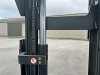 Linde reach truck - afbeelding 55 van  57