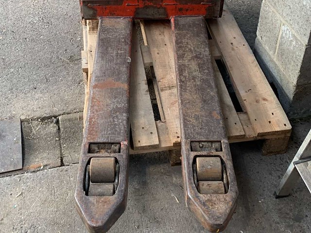 Linde t18 vorkheftruck - afbeelding 1 van  5