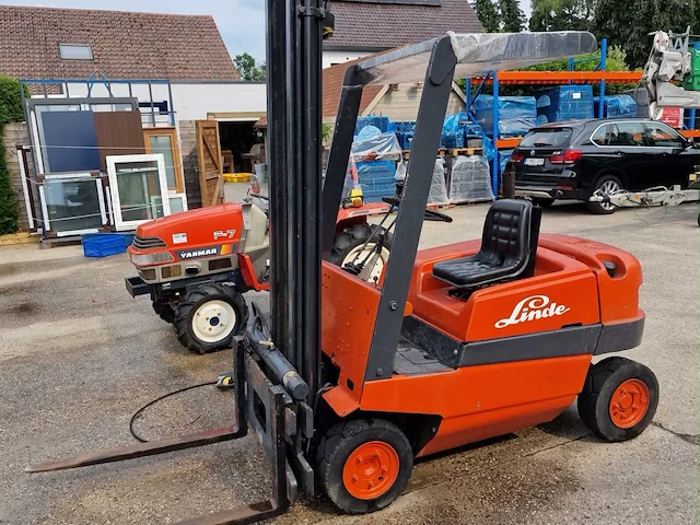 Linde vorkheftruck - afbeelding 1 van  7