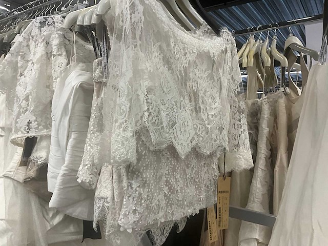 Linea raffaelli - partij diverse rokken en toppen (145x) - afbeelding 5 van  23