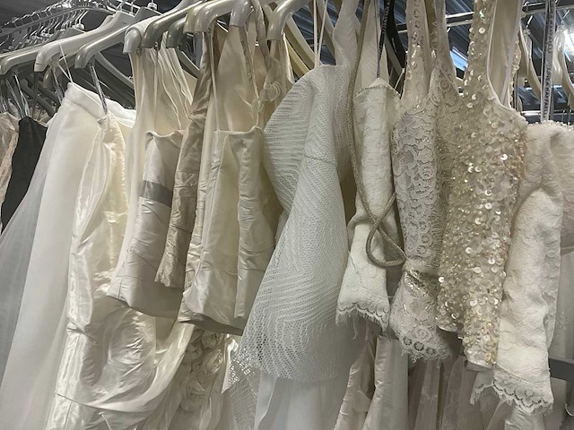 Linea raffaelli - partij diverse rokken en toppen (145x) - afbeelding 23 van  23