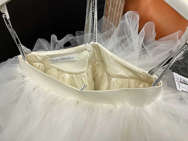 Linea raffaelli bruidsjurk - afbeelding 4 van  9