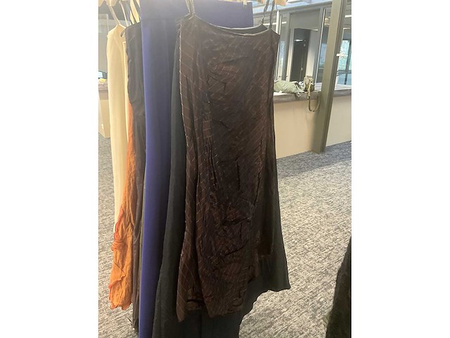 Linea raffaelli diverse lange rokken (15x) - afbeelding 4 van  14