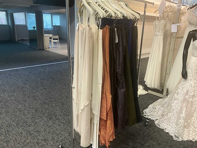 Linea raffaelli diverse lange rokken (15x) - afbeelding 1 van  14