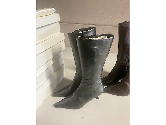 Linea raffaelli diverse paar dameslaarzen (18x) - afbeelding 12 van  22