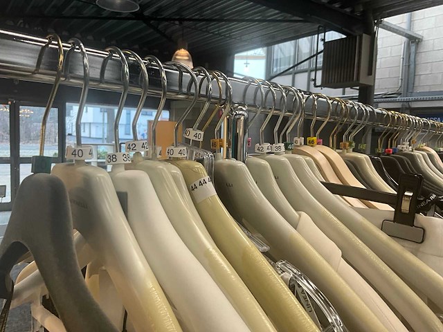 Linea raffaelli partij diverse broeken (40x) - afbeelding 21 van  30