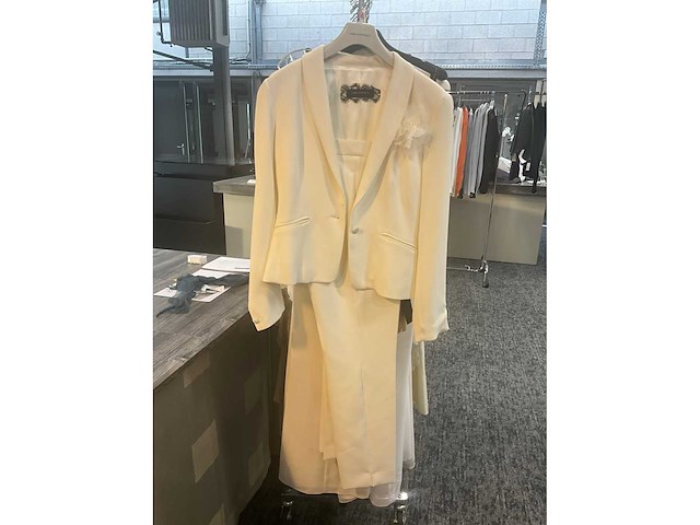 Linea raffaelli partij diverse broeken (40x) - afbeelding 23 van  30