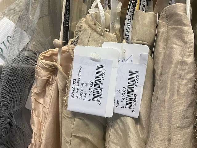 Linea raffaelli partij diverse bruidsjurken (49x) - afbeelding 7 van  19