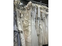 Linea raffaelli partij diverse bruidsjurken (49x) - afbeelding 14 van  19