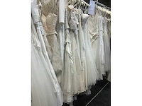 Linea raffaelli partij diverse bruidsjurken (49x) - afbeelding 16 van  19