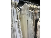 Linea raffaelli partij diverse bruidsjurken (49x) - afbeelding 19 van  24