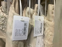 Linea raffaelli partij diverse bruidsjurken (49x) - afbeelding 14 van  30