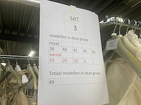 Linea raffaelli partij diverse bruidsjurken (49x) - afbeelding 24 van  30