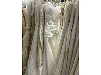 Linea raffaelli partij diverse bruidsjurken (49x) - afbeelding 13 van  27