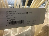 Linea raffaelli partij diverse bruidsjurken (49x) - afbeelding 17 van  27