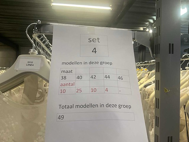 Linea raffaelli partij diverse bruidsjurken (49x) - afbeelding 20 van  27