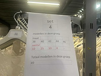 Linea raffaelli partij diverse bruidsjurken (49x) - afbeelding 20 van  27