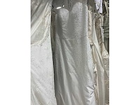 Linea raffaelli partij diverse bruidsjurken (49x) - afbeelding 15 van  30