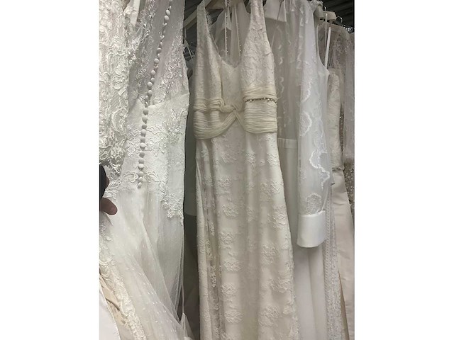 Linea raffaelli partij diverse bruidsjurken (49x) - afbeelding 2 van  28