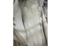 Linea raffaelli partij diverse bruidsjurken (49x) - afbeelding 13 van  28