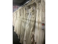 Linea raffaelli partij diverse bruidsjurken (49x) - afbeelding 15 van  28