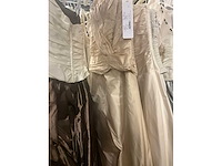 Linea raffaelli partij diverse bruidsjurken (49x) - afbeelding 7 van  25