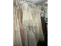 Linea raffaelli partij diverse bruidsjurken (49x) - afbeelding 21 van  25