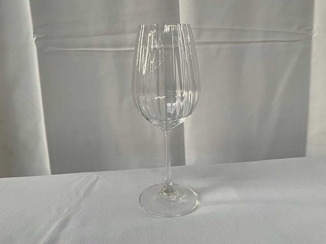 Linea wijnglas 35cl (255x) - afbeelding 1 van  4