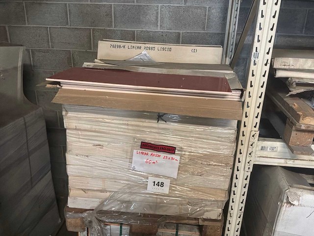 Linear rosso vloertegel - afbeelding 1 van  4