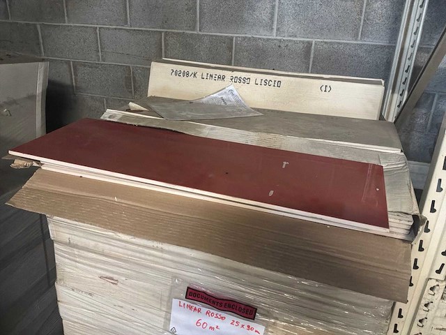 Linear rosso vloertegel - afbeelding 2 van  4