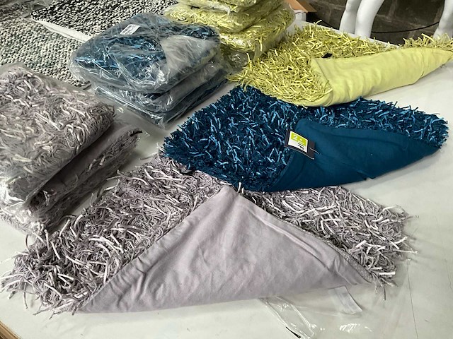 Linen & more + 2lif diverse sierkussen hoezen (29x) - afbeelding 9 van  10