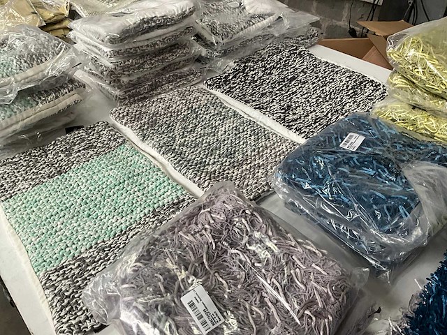 Linen & more + 2lif diverse sierkussen hoezen (29x) - afbeelding 10 van  10