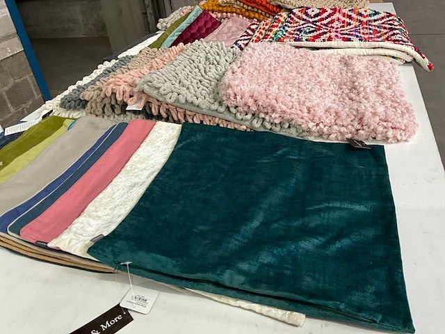 Linen & more + 2lif diverse sierkussen hoezen (35x) - afbeelding 8 van  16