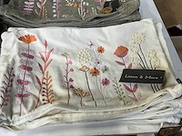 Linen & more + 2lif diverse sierkussen hoezen (53x) - afbeelding 9 van  15