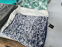 Linen & more + 2lif diverse sierkussen hoezen (61x) - afbeelding 4 van  15