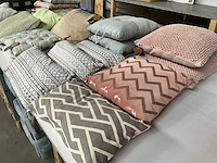 Linen & more diverse maten sierkussens (25x) - afbeelding 4 van  13